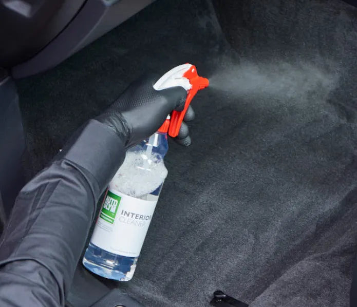 Interior Cleaner - Sisätilojen puhdistusaine 5L / 25L / 200L